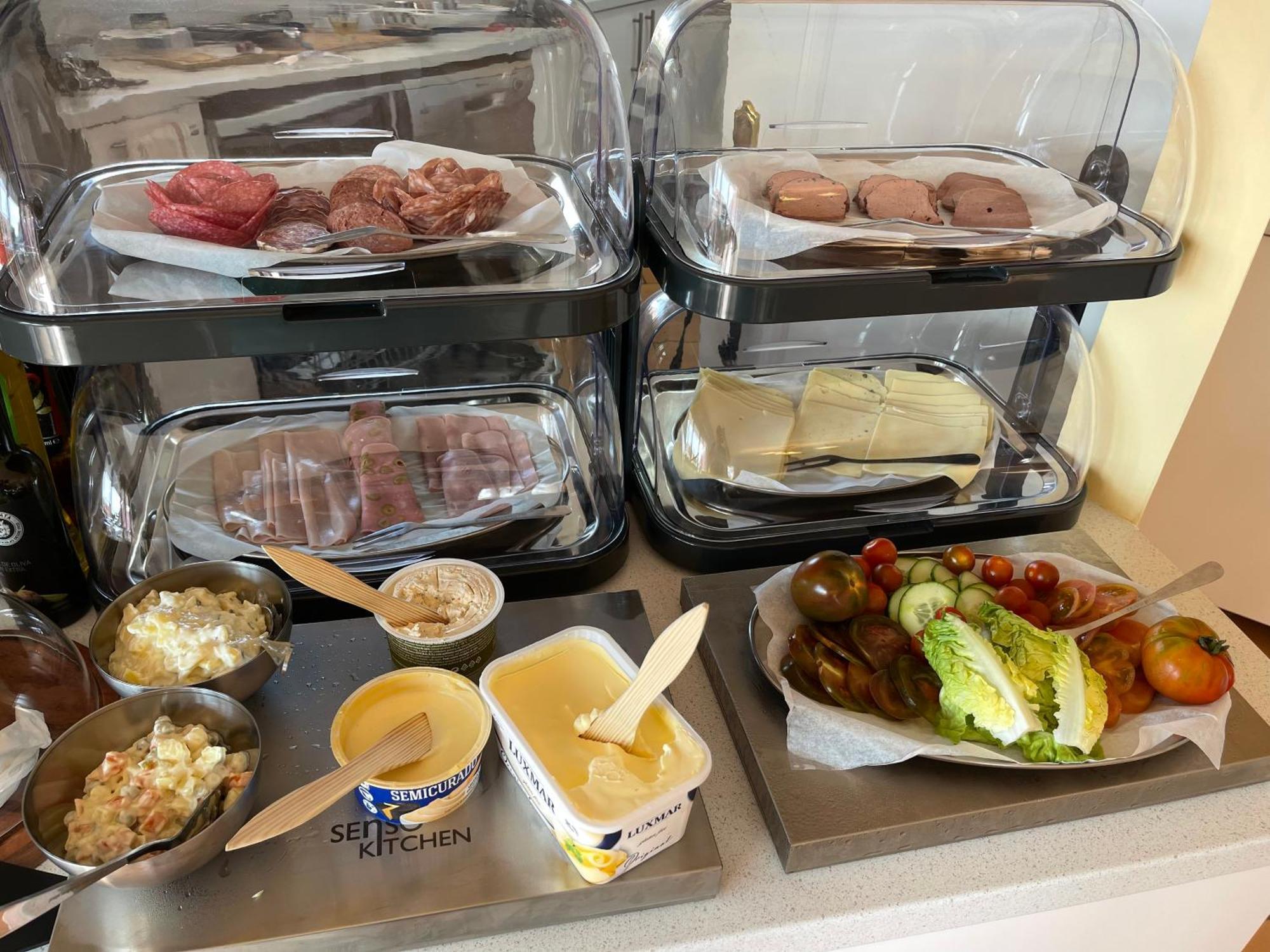 مبيت وإفطار تورّيفيِخا Anna'S Garden المظهر الخارجي الصورة