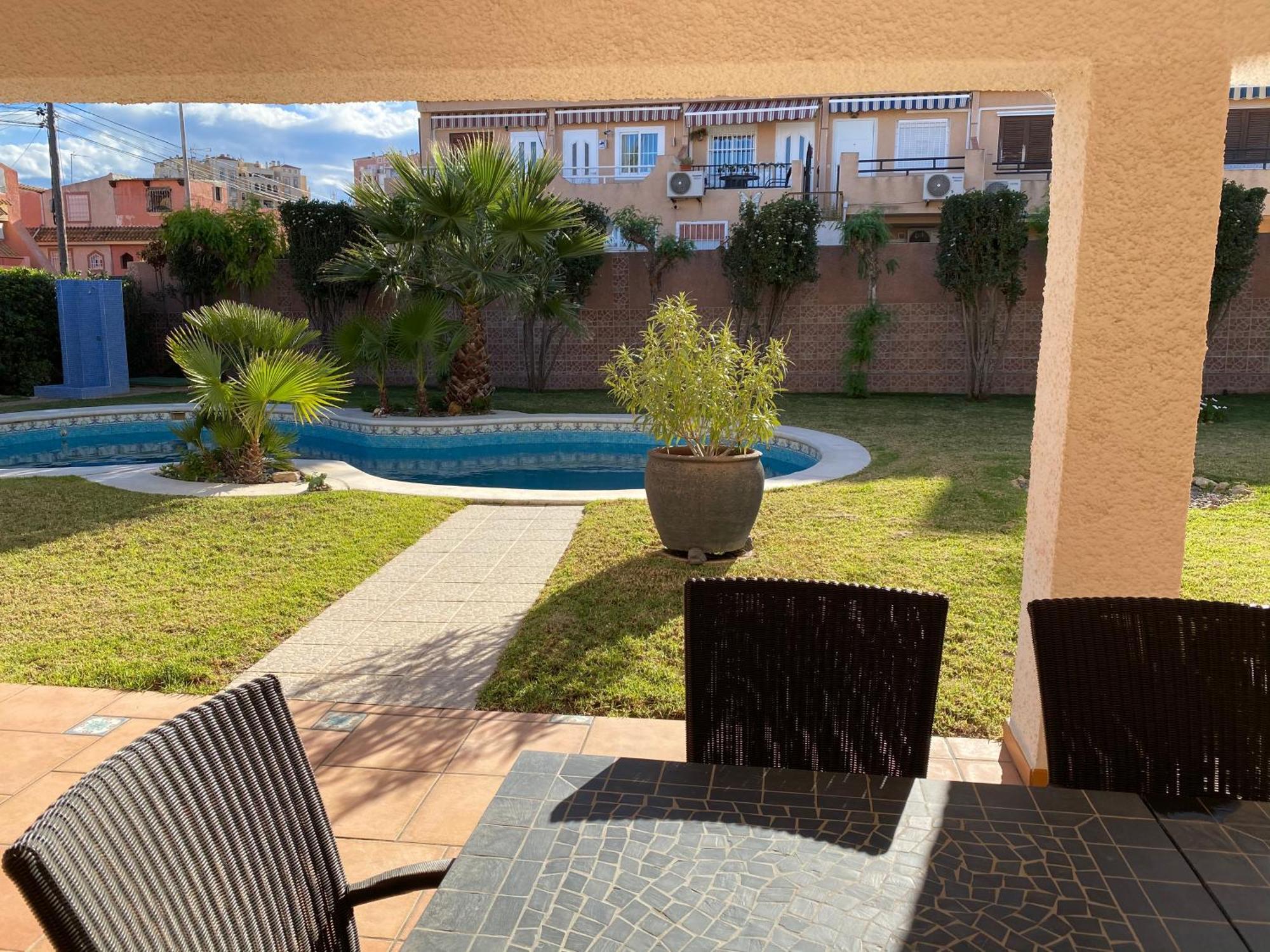 مبيت وإفطار تورّيفيِخا Anna'S Garden المظهر الخارجي الصورة
